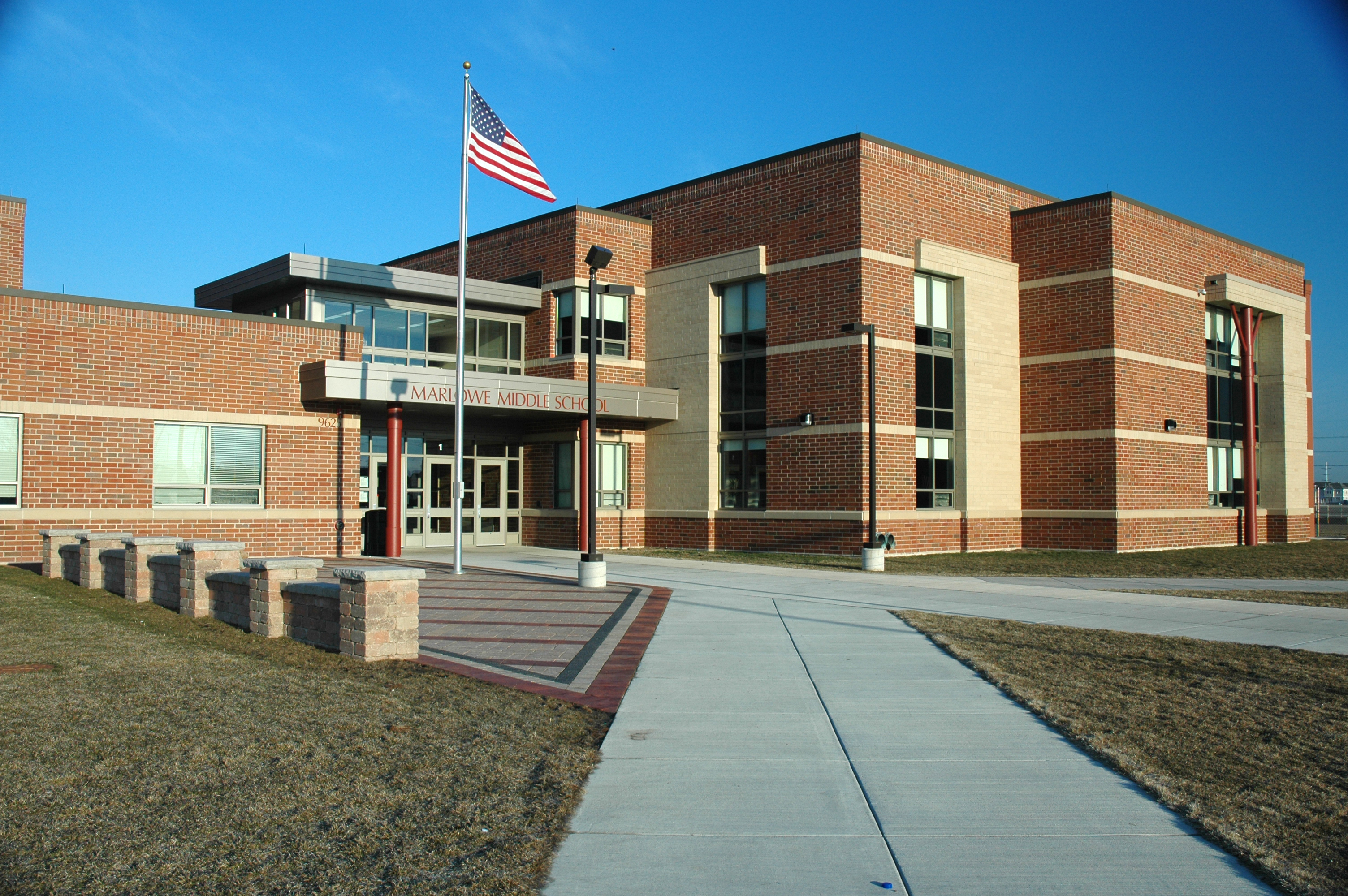 Marlowe Heineman MS 4