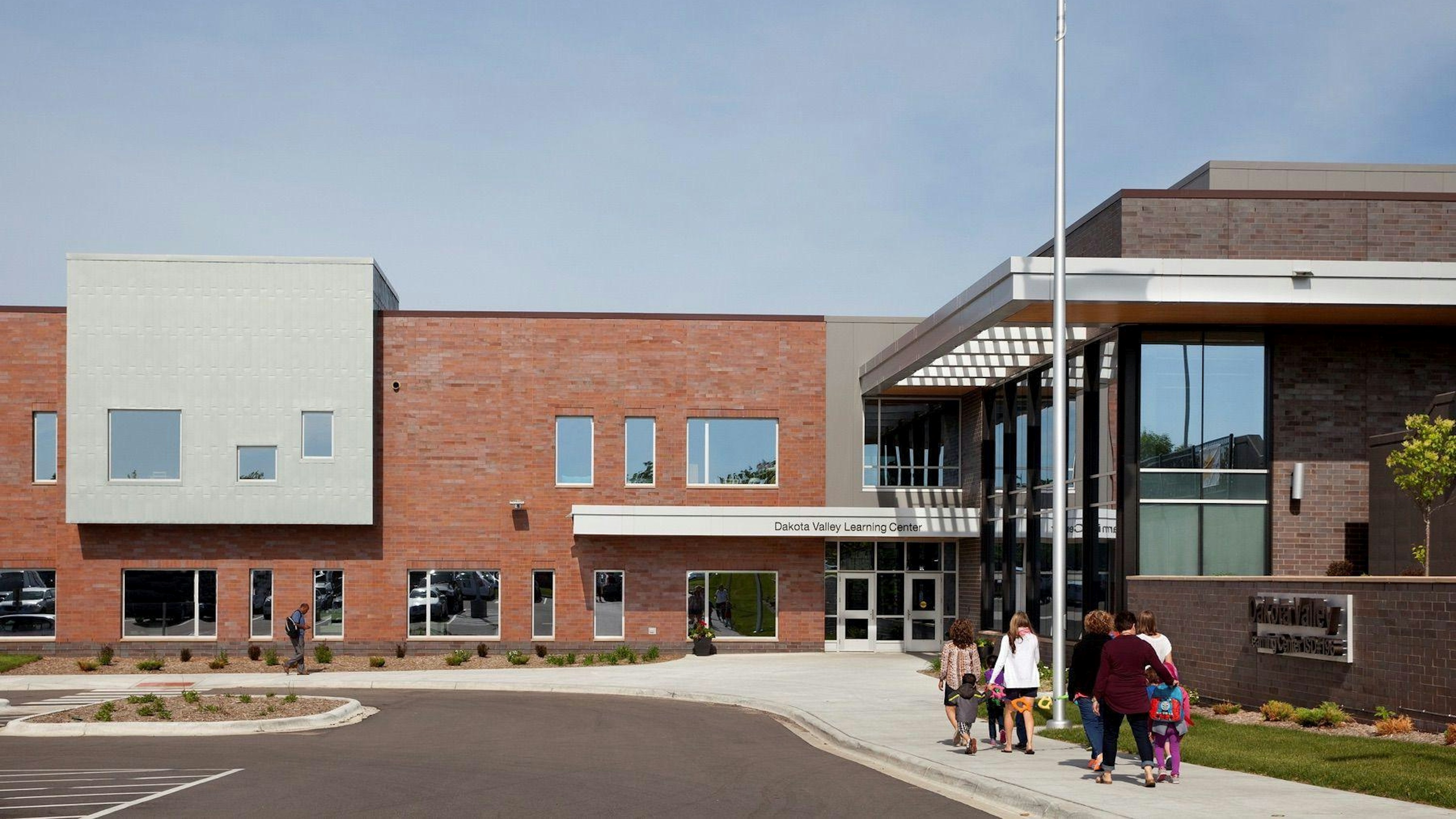Dakota Valley Learning Center Wold Architects & Engineers