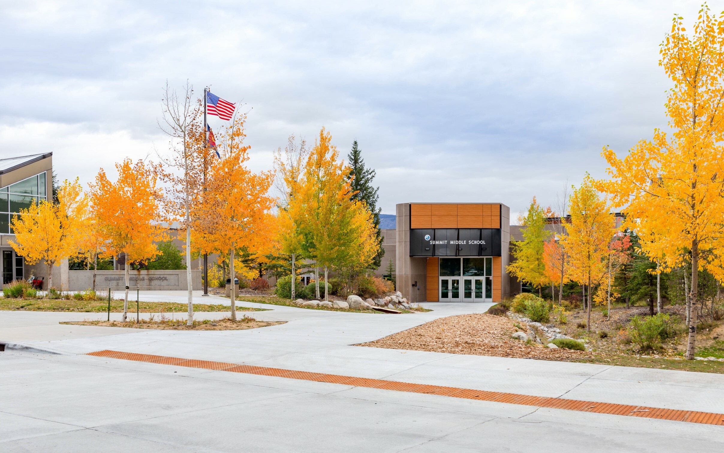 Summit School District 6