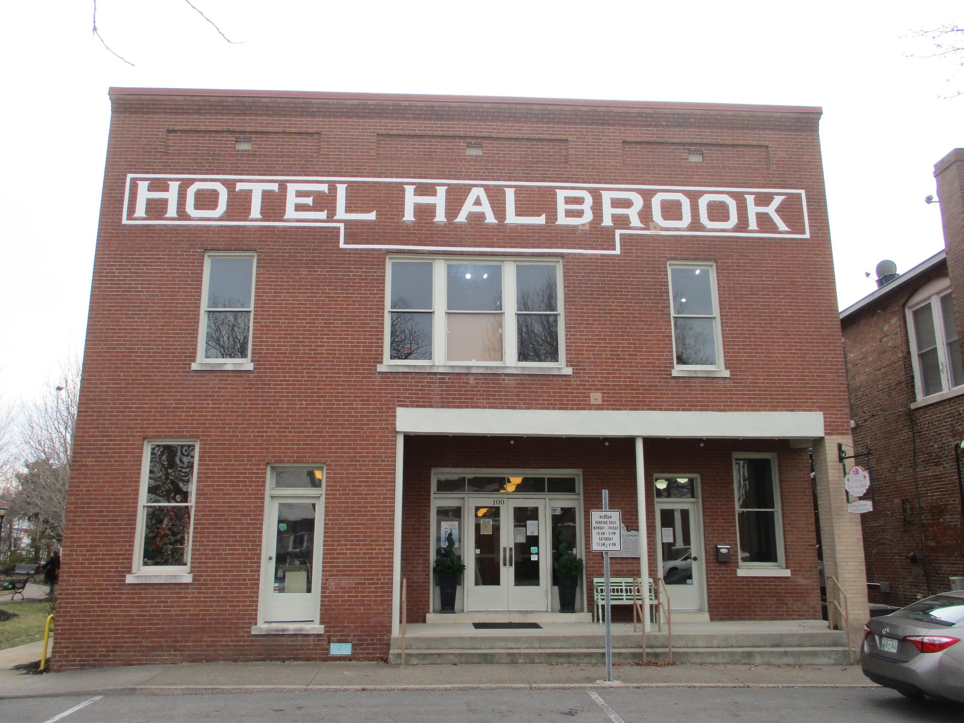 Hotel Halbrook