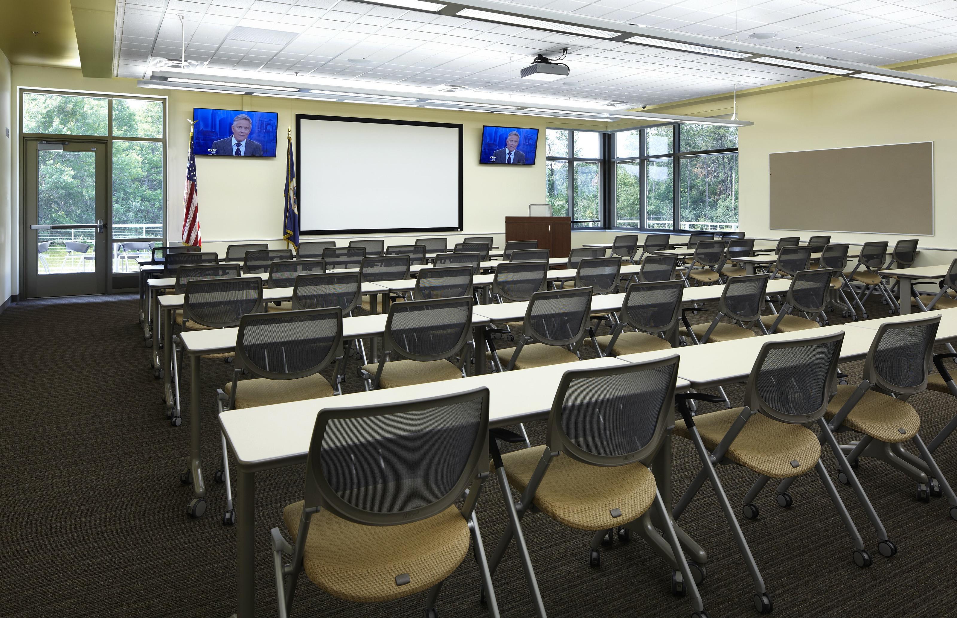 Cottage Grove Public Safety City Hall4